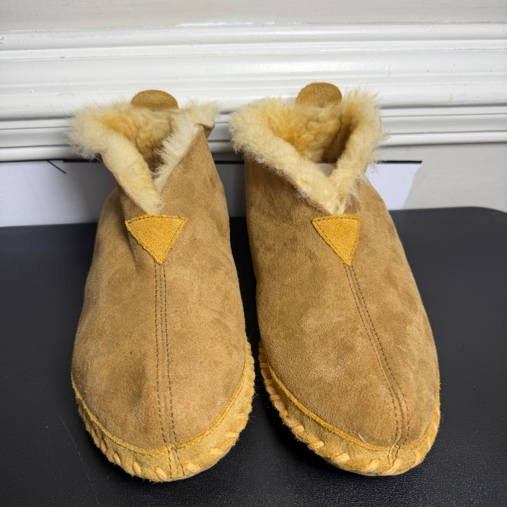 L.L.Bean Wicked Good Slippers Womens 10M Tan Suede Shearling Leather Sole 105120